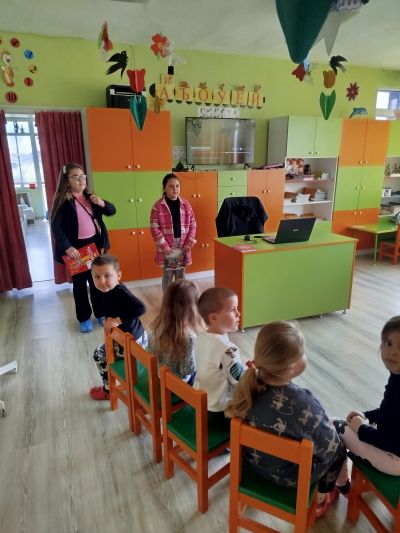 Походът на книгата 9